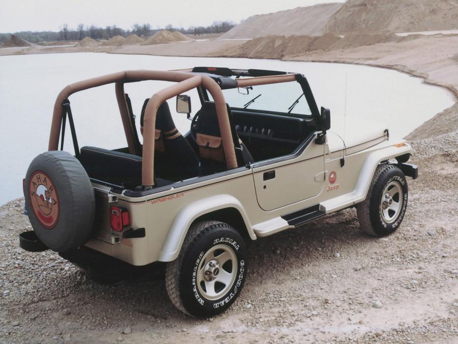  Jeep Wrangler Sahara 1992 года  (фото 2 из 2)